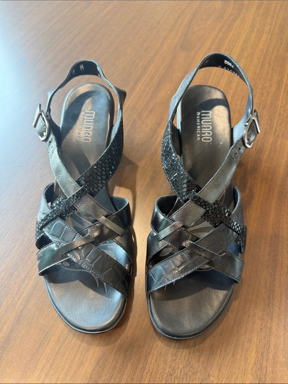 Munro Black Leather Crisscross Slingback Sandals with Buckle